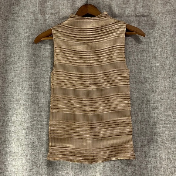 Gold Mock Neck Top - Picture 1 of 1